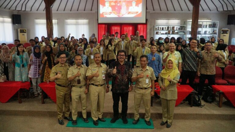 64 MAHASISWA UNPERBA SIAP MELAKSANAKAN KKN DI KABUPATEN PURBALINGGA